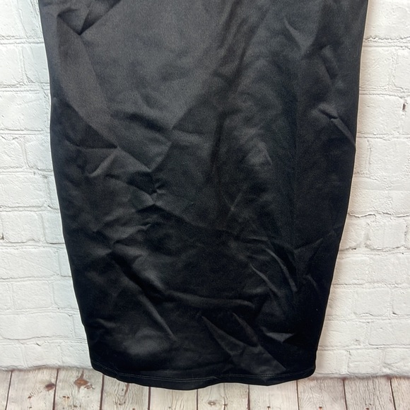 Sequin Hearts Black Strappy Bodycon Dress Juniors Sizes 1 & 13 - Picture 4 of 6